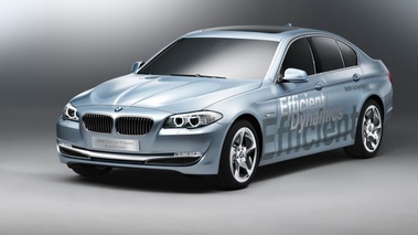 BMW Serie 5 Active Hybrid Concept - 3/4 avant gauche