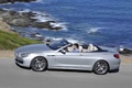 BMW Série 6 Cabriolet gris filé penché vue de haut