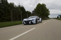 BMW Vision Efficient Dynamics concept artcar blanc/bleu 3/4 avant gauche travelling penché 3