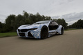 BMW Vision Efficient Dynamics concept artcar blanc/bleu 3/4 avant gauche travelling