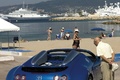 Bugatti Veyron Grand Sport bleu 3/4 arrière droit debout