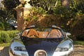 Bugatti Veyron Grand Sport Sang Bleu Pebble Beach face avant debout 2