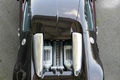 Bugatti Veyron marron/bordeaux vue du dessus debout