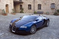 Bugatti Veyron noir/bleu 3/4 avant gauche