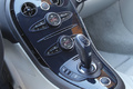 Bugatti Veyron Super Sport bleu/gris console centrale debout