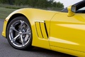 Chevrolet Corvette C6 Grand Sport jaune aile avant
