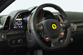 Ferrari 458 Italia noir tableau de bord