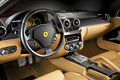 Ferrari 599 GTB Fiorano rouge intérieur
