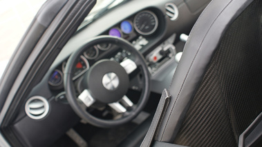 Ford GT gris Montlhéry intérieur 3