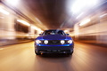 Ford Mustang GT bleu face avant travelling