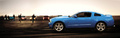 Ford Mustang GT bleu profil