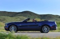 Ford Mustang GT Convertible bleu filé