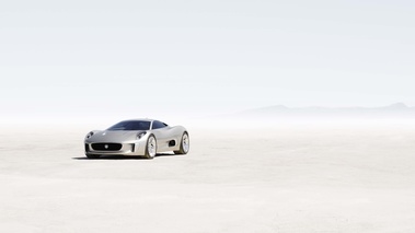 Jaguar C-X75 gris 3/4 avant gauche 2