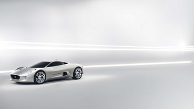 Jaguar C-X75 gris 3/4 avant gauche