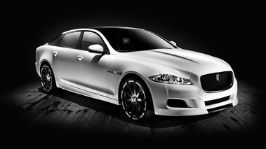 Jaguar XJ75 Platinum Concept - 3/4 avant droit