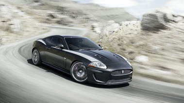 Jaguar XKR 75 3/4 avant droit