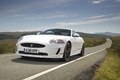 Jaguar XKR blanc 3/4 avant gauche