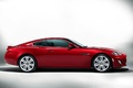 Jaguar XKR rouge profil