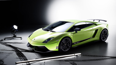 Gallardo LP 570-4 Superleggera - verte - 3/4 avant gauche