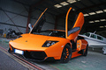 Lamborghini Murcielago LP670-4 SV orange 3/4 avant gauche penché avion 2