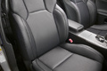 Lexus IS-F gris sièges debout