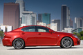 Lexus IS-F rouge profil 2