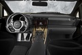Lexus LF-A jaune intérieur