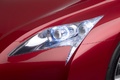 Lexus LF-A Roadster rouge phare avant 2