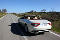 Maserati GranCabrio blanc 3/4 arrière gauche travelling