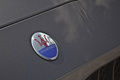 Maserati GranCabrio gris logo capot