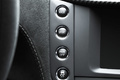 Maserati GranTurismo MC Stradale blanc boutons console centrale