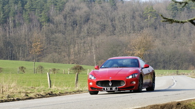Maserati GranTurismo rouge Spa 2