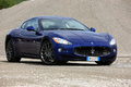 Maserati GranTurismo S bleu 3/4 avant droit