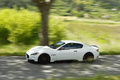 Maserati GranTurismo S MC Sportline - blanche - profil gauche, filé