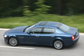 Maserati Quattroporte S bleu profil travelling vue de haut