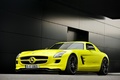 Mercedes SLS AMG E-Cell jaune 3/4 avant gauche 2