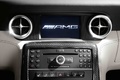 Mercedes SLS AMG Roadster blanc console centrale 3