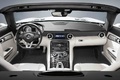 Mercedes SLS AMG Roadster blanc intérieur 3