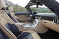 Mercedes SLS AMG Roadster marron satiné intérieur
