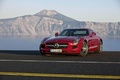Mercedes SLS AMG rouge 3/4 avant gauche