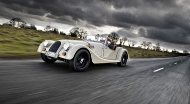 Morgan Roadster Sports Crème 3/4 AV