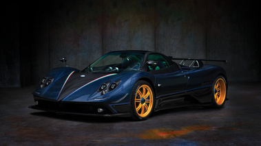 Pagani Zonda Tricolore - 3/4 avant gauche