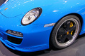 Mondial de l'Automobile Paris 2010 - Porsche 997 Speedster bleu jante