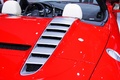 Mondial de l'Automobile Paris 2010 - Audi R8 V8 Spyder rouge aération capot moteur