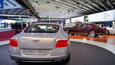 Mondial de l'Automobile Paris 2010 - Bentley Continental GT gris face arrière