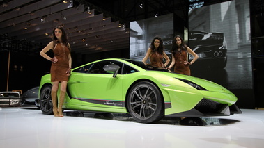 Salon de Genève 2010 - Lamborghini Gallardo LP570-4 Superleggera vert 3/4 avant droit