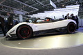 Salon de Genève 2010 - Pagani Zonda Cinque Roadster blanc profil