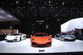 Lamborghini Aventador LP700-4 orange & blanc & anthracite face avant