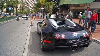 Top Marques Monaco 2010 - Bugatti Veyron anthracite/noir 3/4 arrière gauche