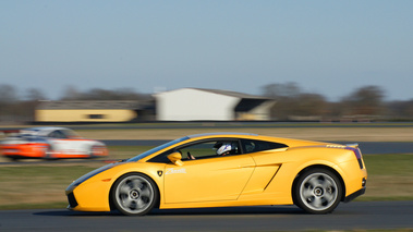 Lamborghini Gallardo jaune filé